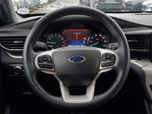 Certified 2022 Ford Explorer XLT w/ Equipment Group 202A image 31
