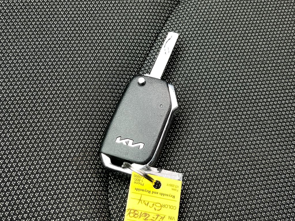 Used 2024 Kia Forte LXS image 30