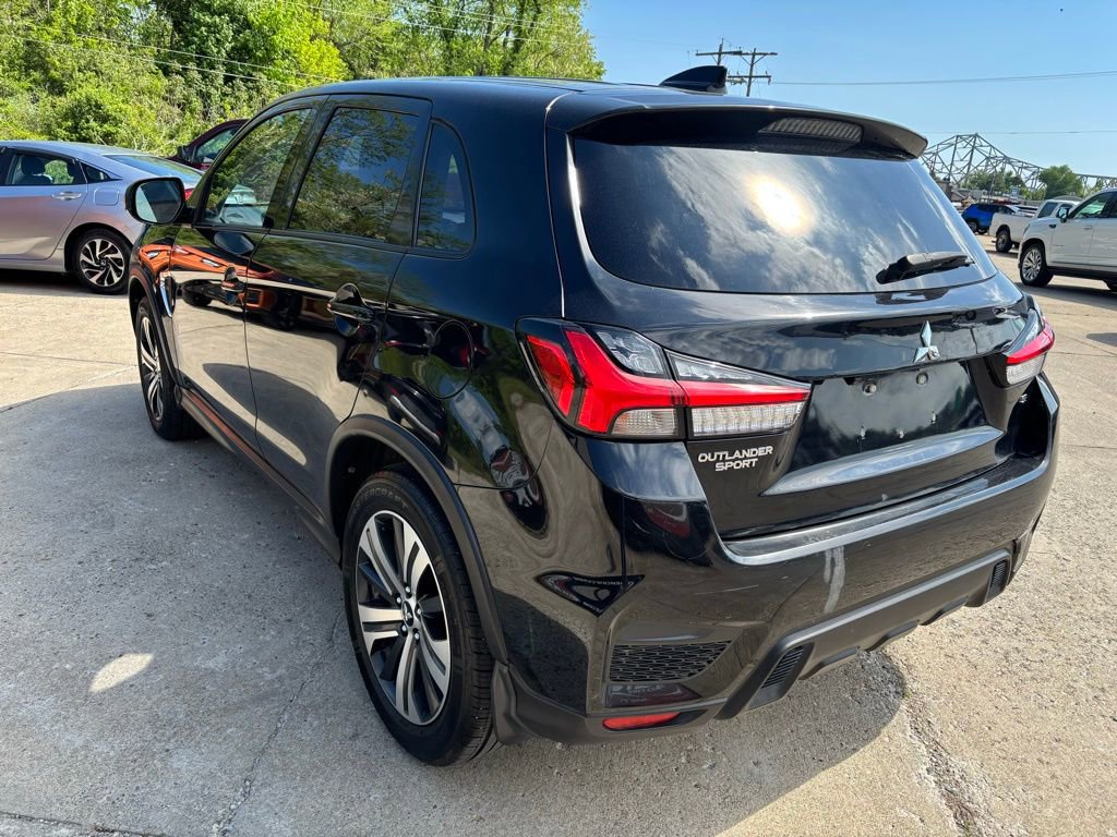 Used 2022 Mitsubishi Outlander Sport SE AWD/4WD image 5