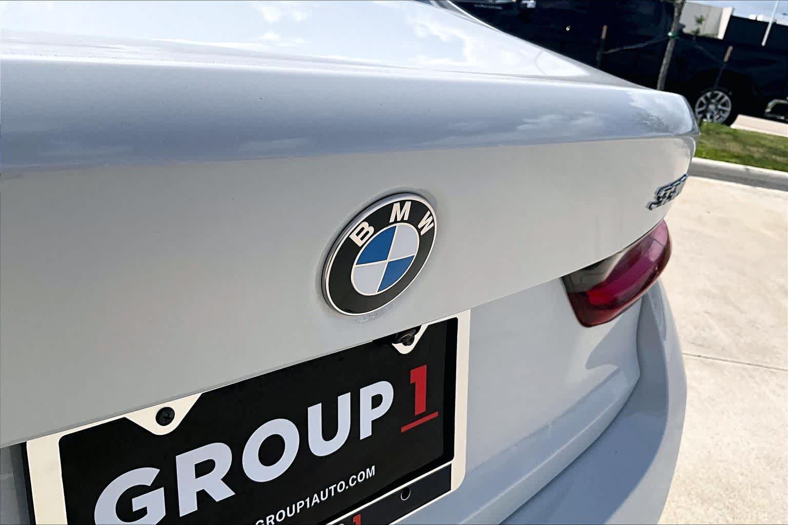 Used 2023 BMW 330i Sedan w/ Driving Assistance Package RWD image 30