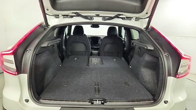 Certified 2023 Volvo C40 P8 Recharge Plus w/ Climate Package AWD/4WD image 41