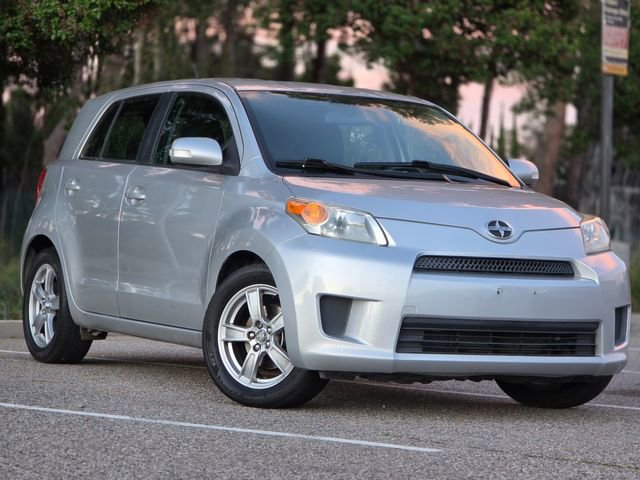 Used 2010 Scion xD FWD image 1