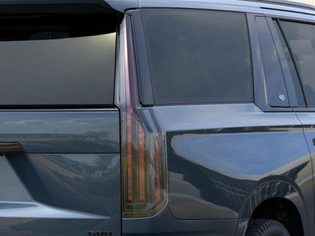 New 2026 Cadillac Escalade ESV Platinum Sport w/ LPO, ONYX Package image 11