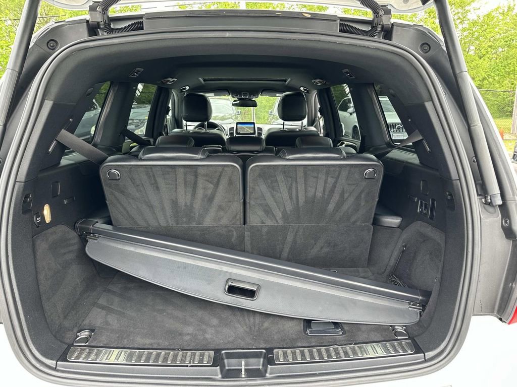 Used 2017 Mercedes-Benz GLS 450 4MATIC image 33