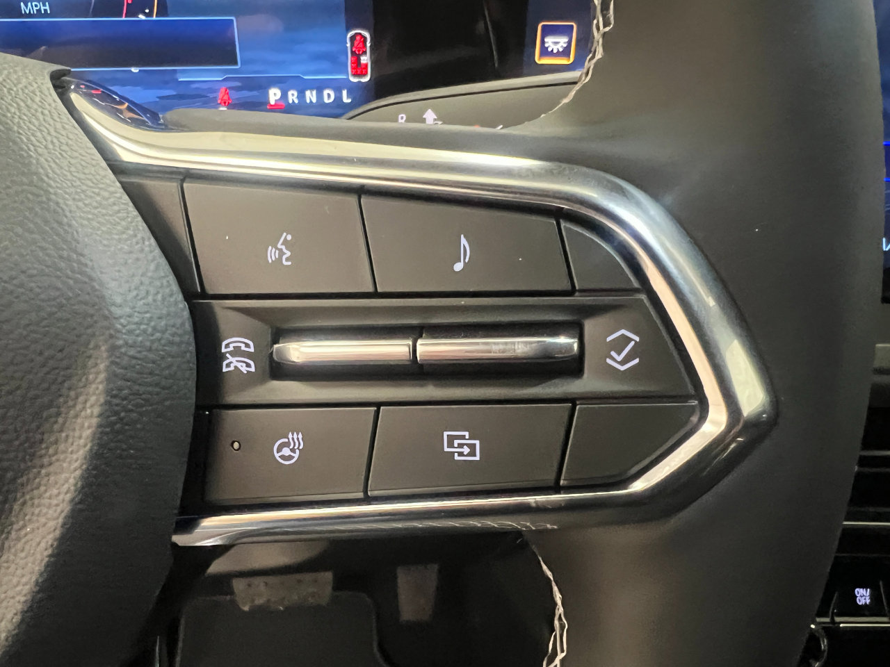 New 2026 Chevrolet Traverse LT image 36