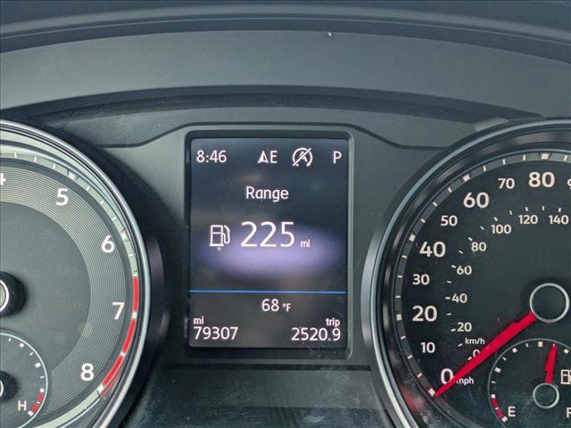 Used 2020 Volkswagen Atlas Cross Sport SE w/ Towing Package FWD image 11