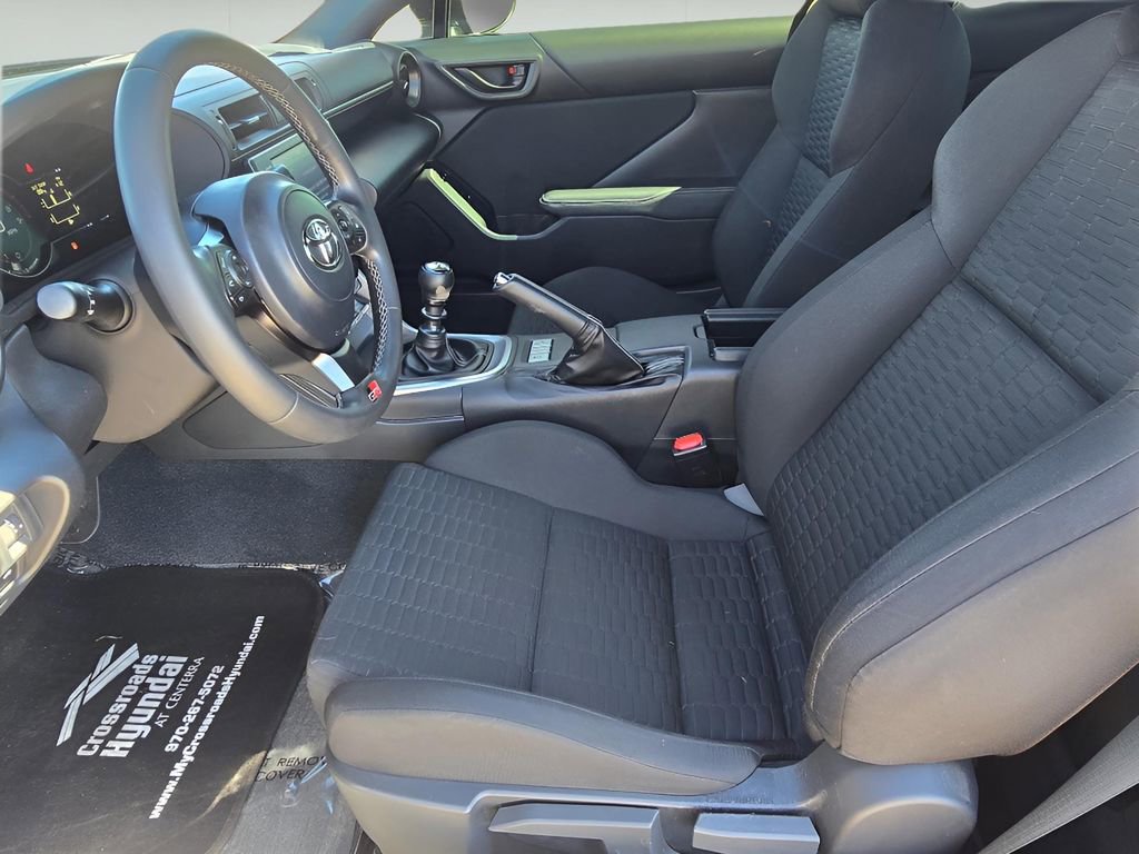 Used 2024 Toyota GR86 image 30