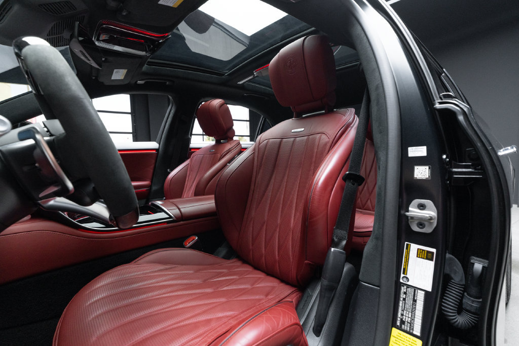 Used 2024 Mercedes-Benz S 63 AMG S image 26