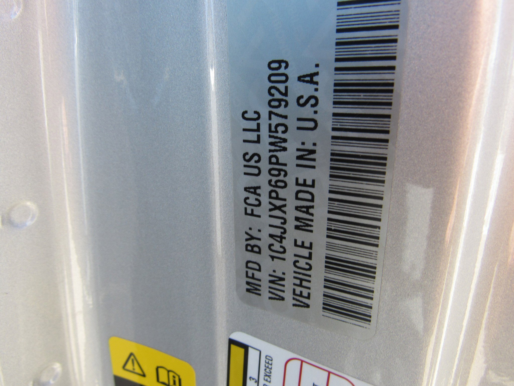 Used 2023 Jeep Wrangler Sahara w/ Cold Weather Group image 28