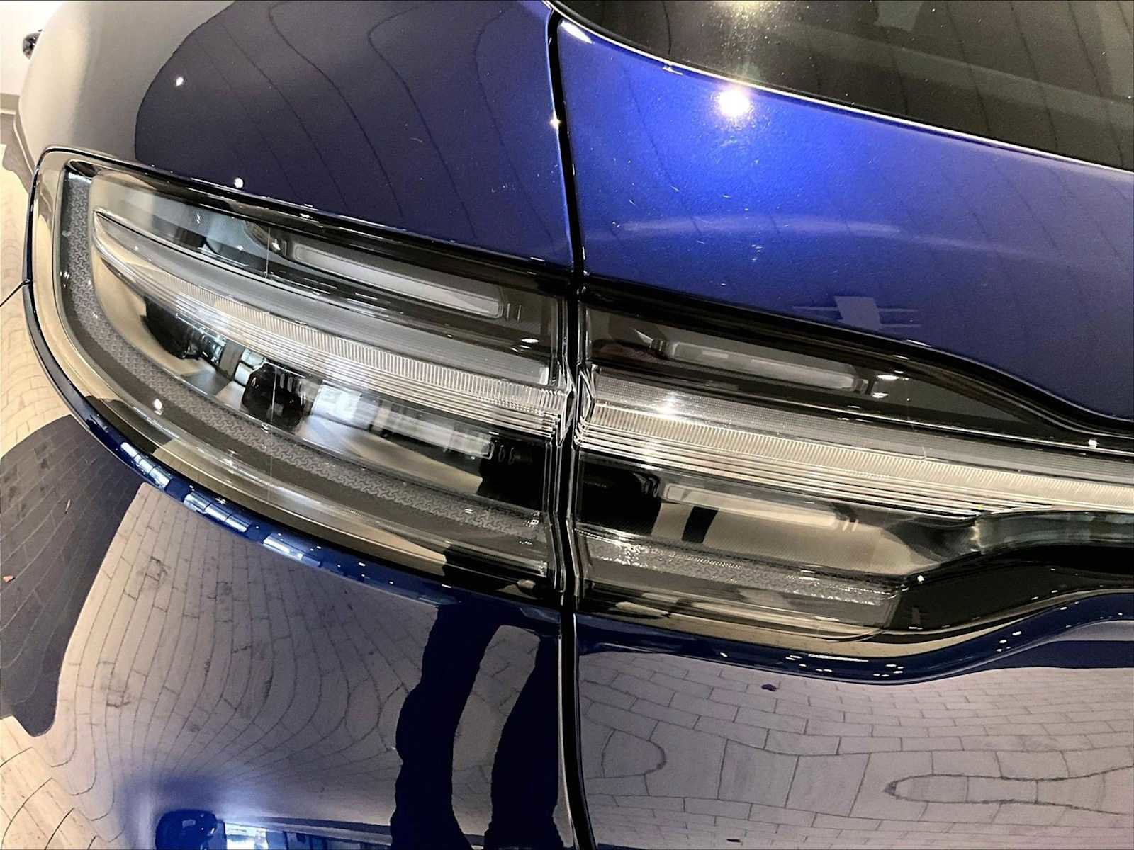 Used 2025 Porsche Macan image 34