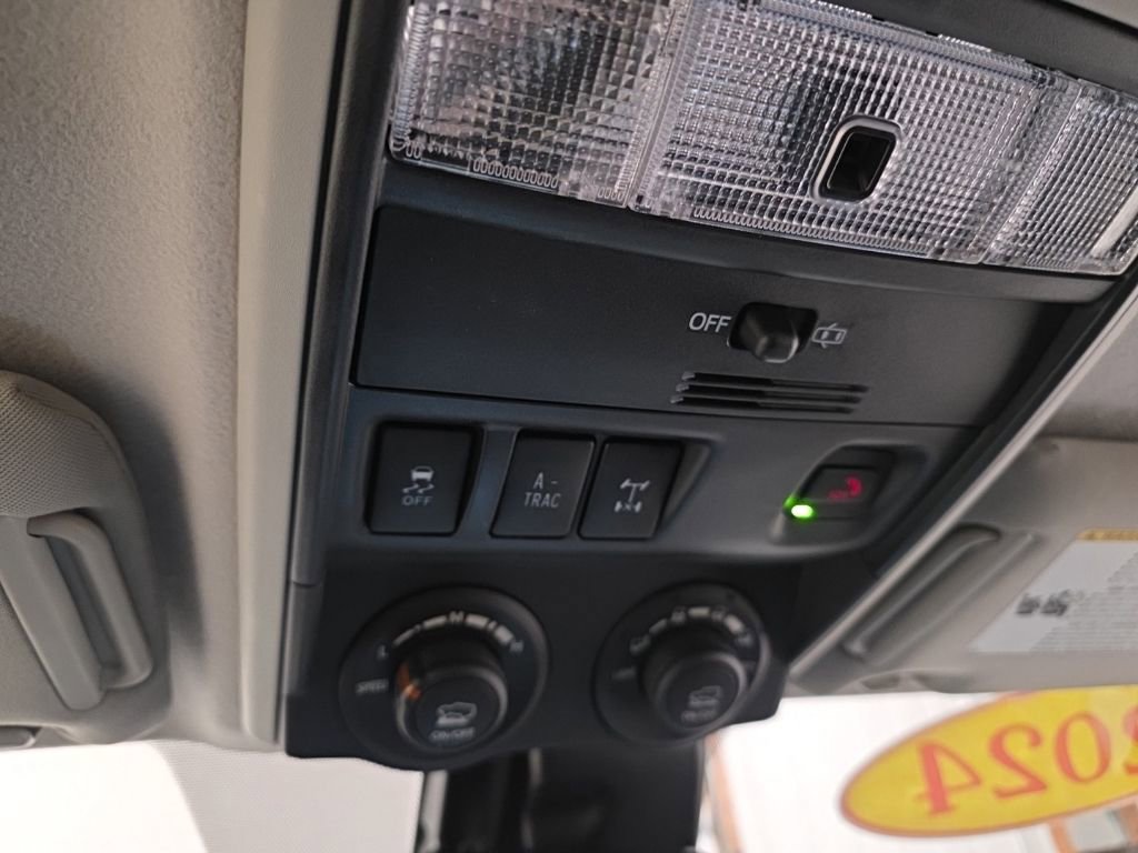 Used 2024 Toyota 4Runner TRD Off-Road image 21