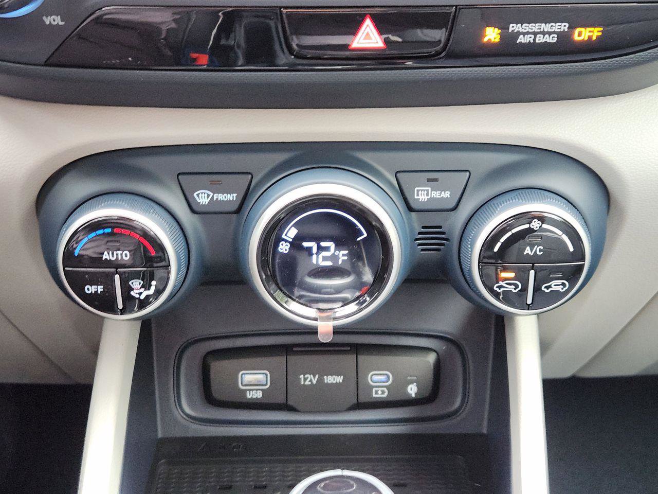 New 2026 Hyundai Venue SEL FWD image 15