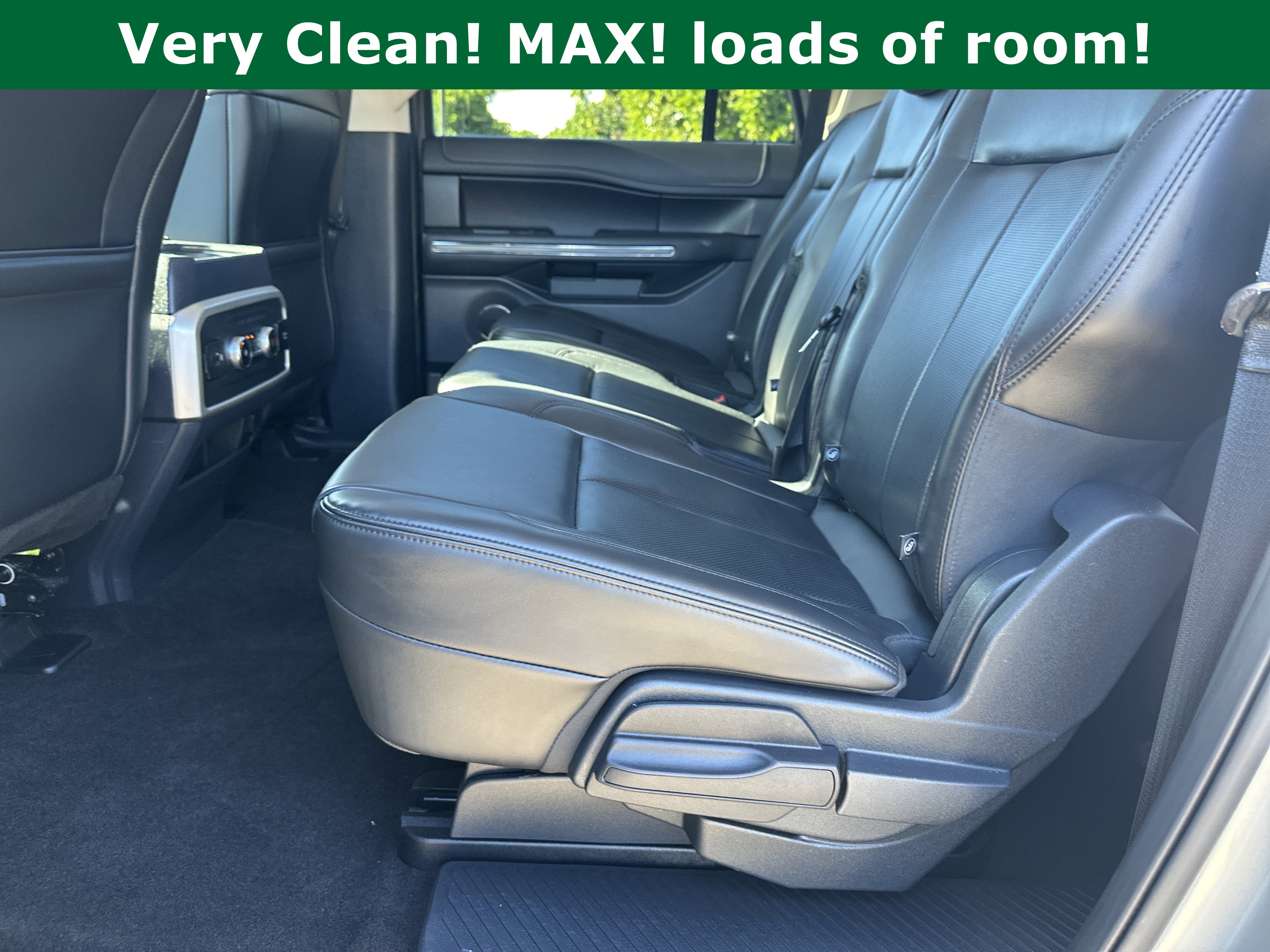 Used 2023 Ford Expedition Max XLT image 24
