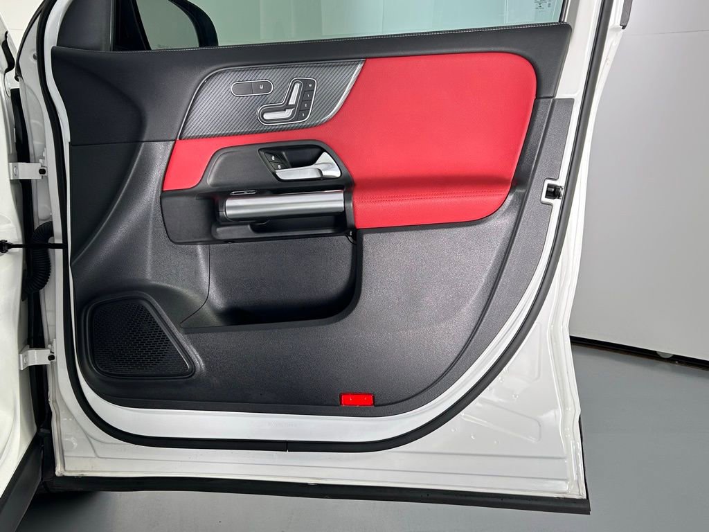 Used 2021 Mercedes-Benz GLA 35 AMG 4MATIC w/ Premium Package image 9