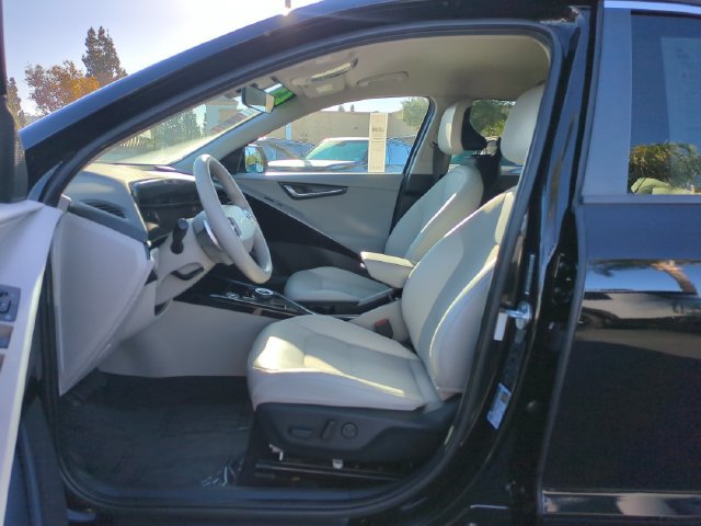 Certified 2023 Kia Niro Wind FWD image 15