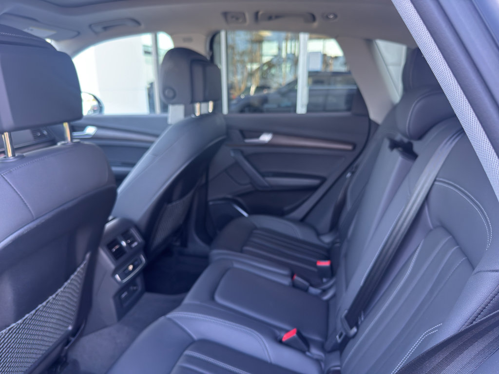 Used 2023 Audi Q5 2.0T Premium w/ Convenience Package image 8