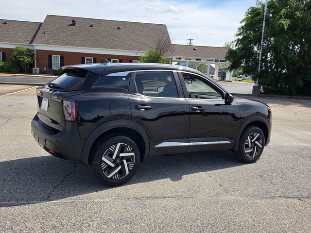 New 2026 Nissan Kicks SV image 9
