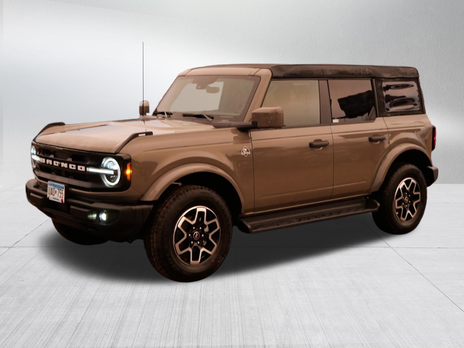 Used 2026 Ford Bronco Outer Banks AWD/4WD image 3