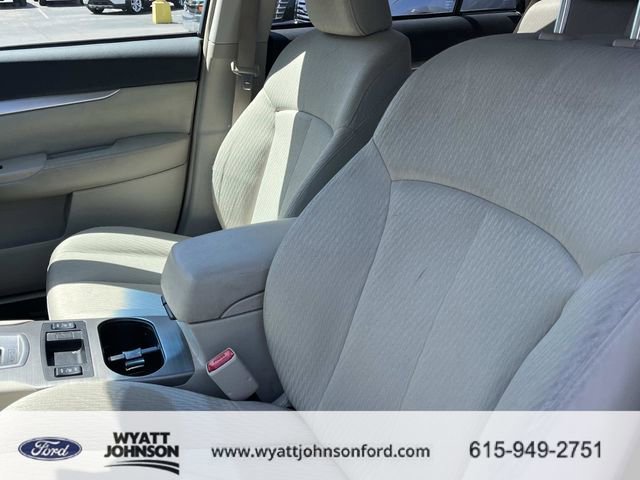 Used 2011 Subaru Outback 2.5i Premium w/ All-Weather Pkg AWD/4WD image 24