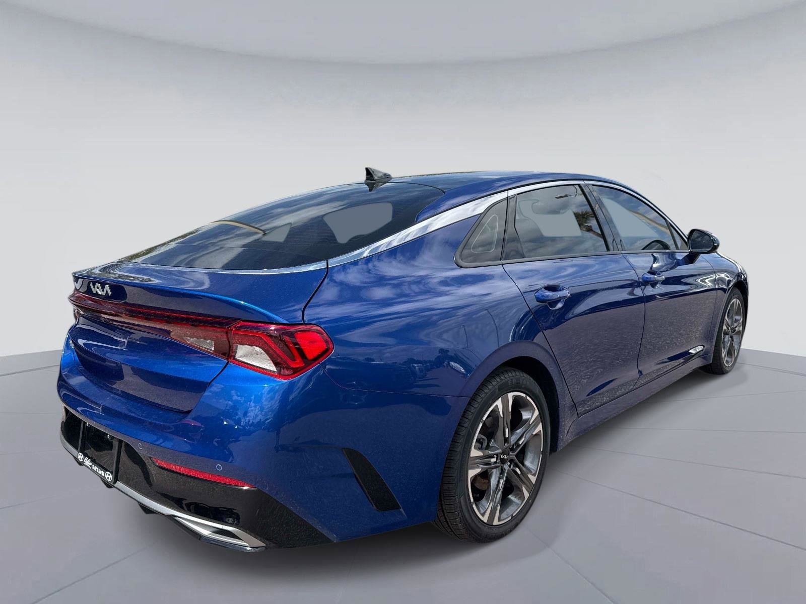 Used 2022 Kia K5 EX w/ EX Premium Package image 3