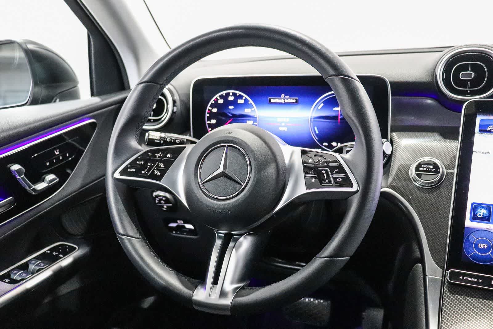 Used 2025 Mercedes-Benz GLC 350e 4MATIC image 15