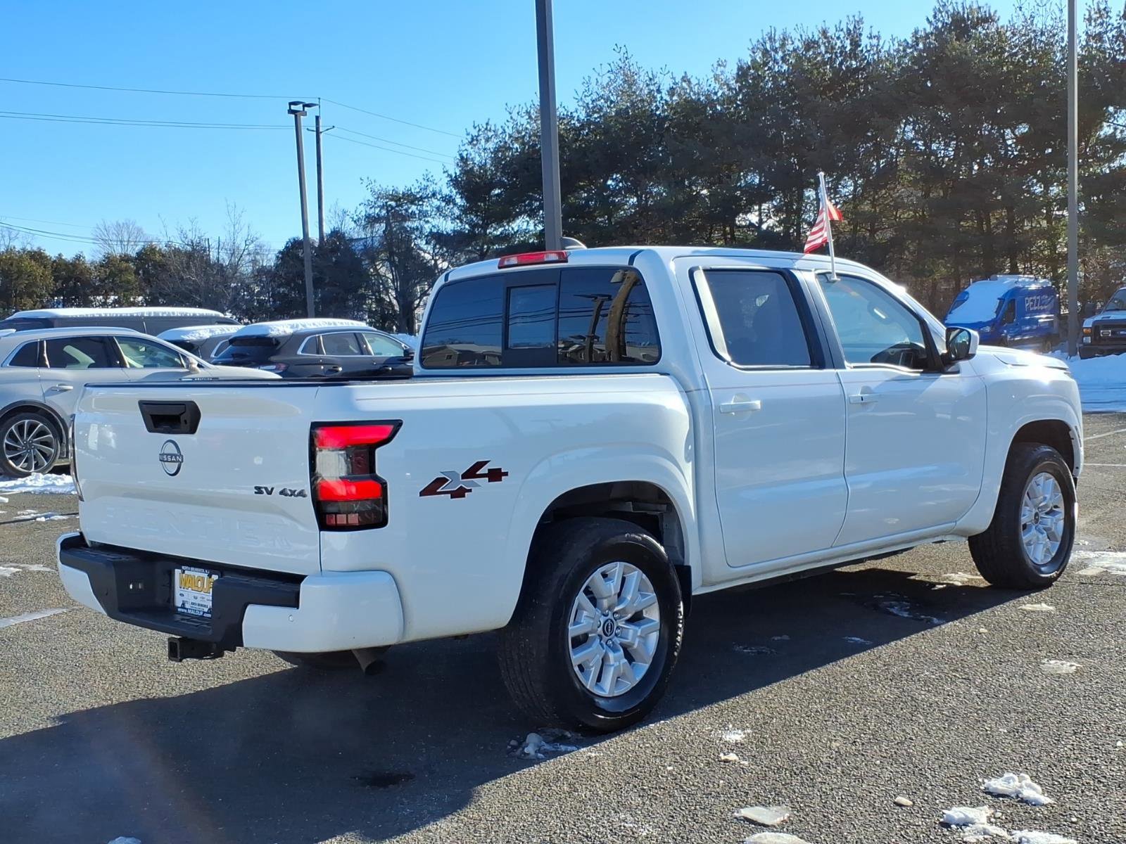 Used 2022 Nissan Frontier SV image 6