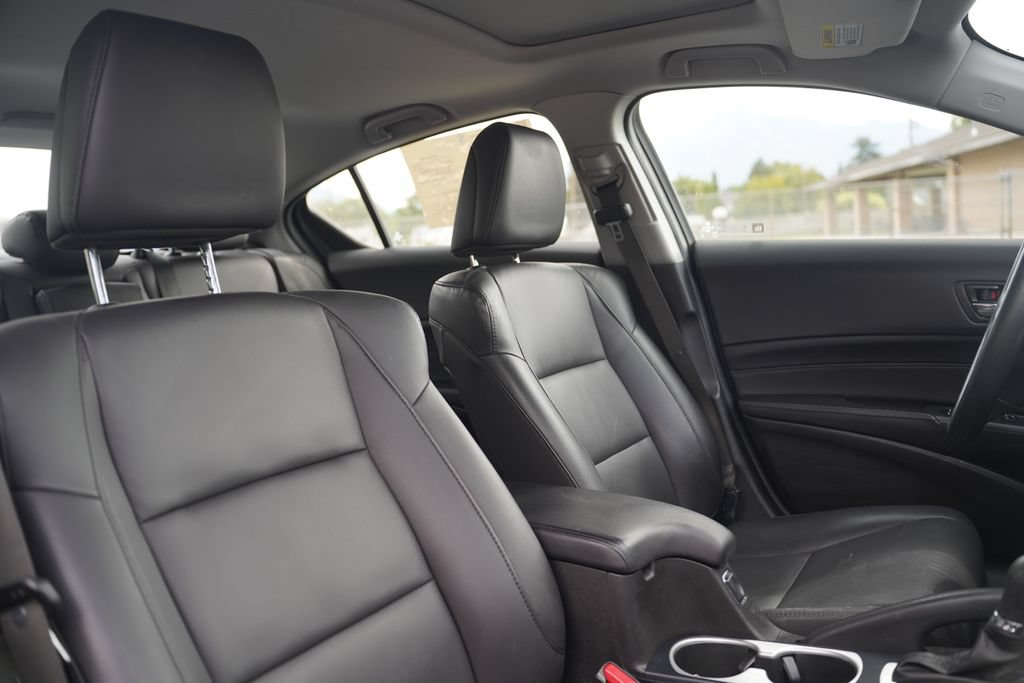 Used 2016 Acura ILX FWD image 14