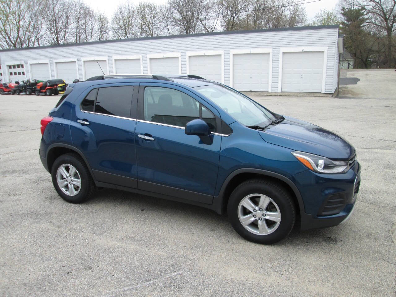 Used 2019 Chevrolet Trax LT w/ LT Convenience Package AWD/4WD image 4
