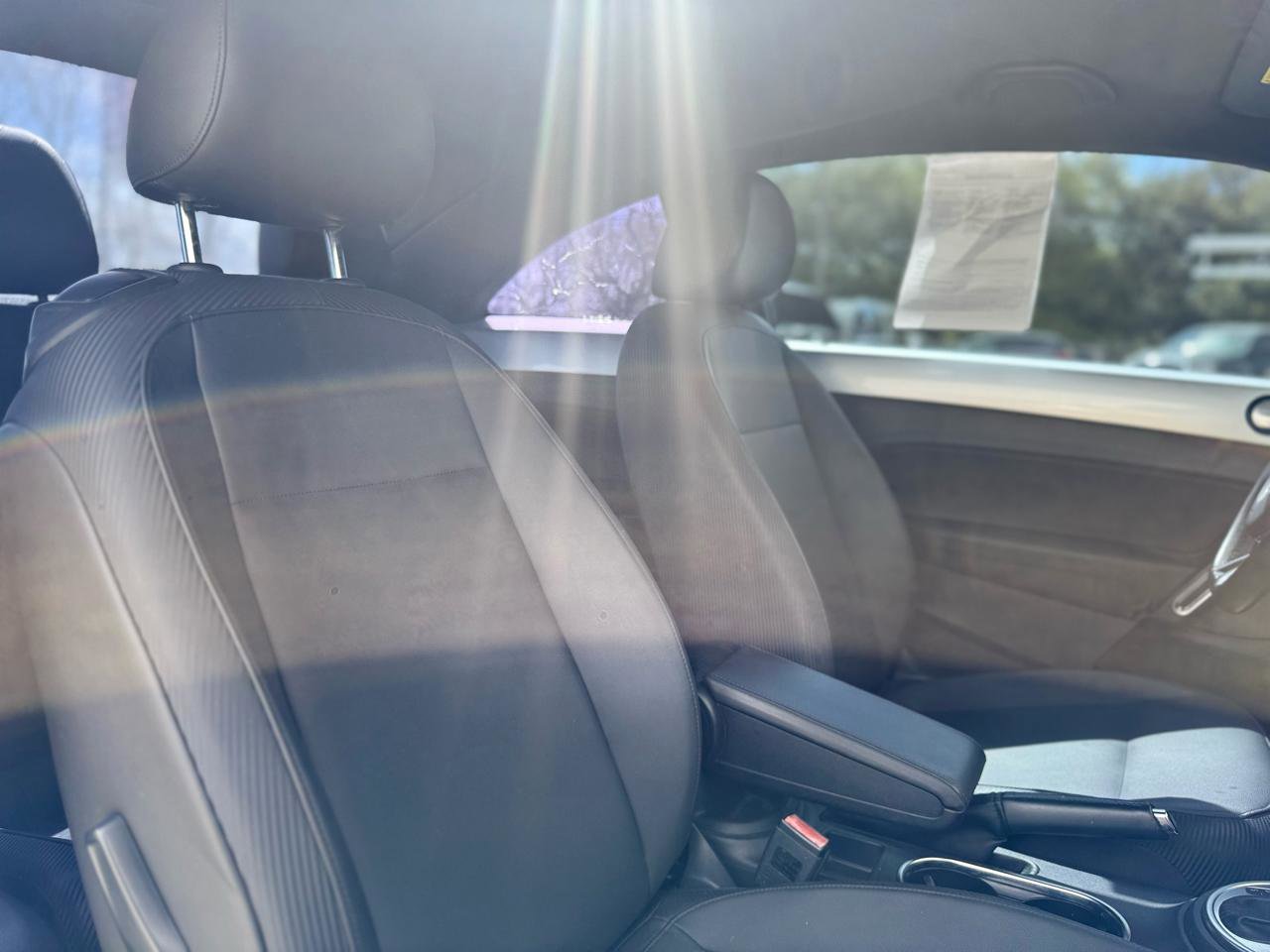 Used 2016 Volkswagen Beetle 1.8T SE image 31