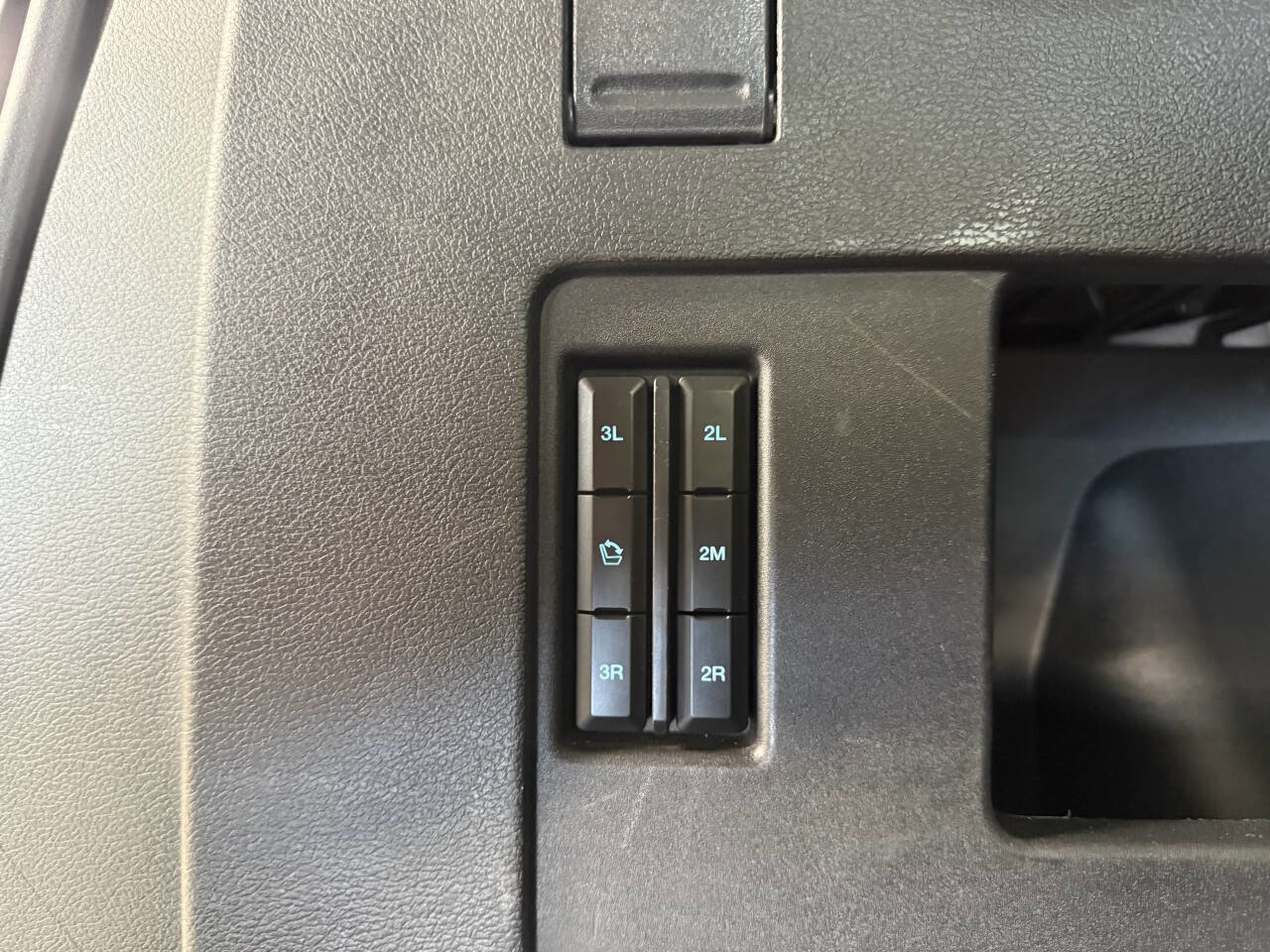 Used 2024 Ford Expedition Max Limited image 36