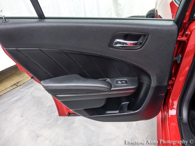 Used 2016 Dodge Charger SRT Hellcat image 28