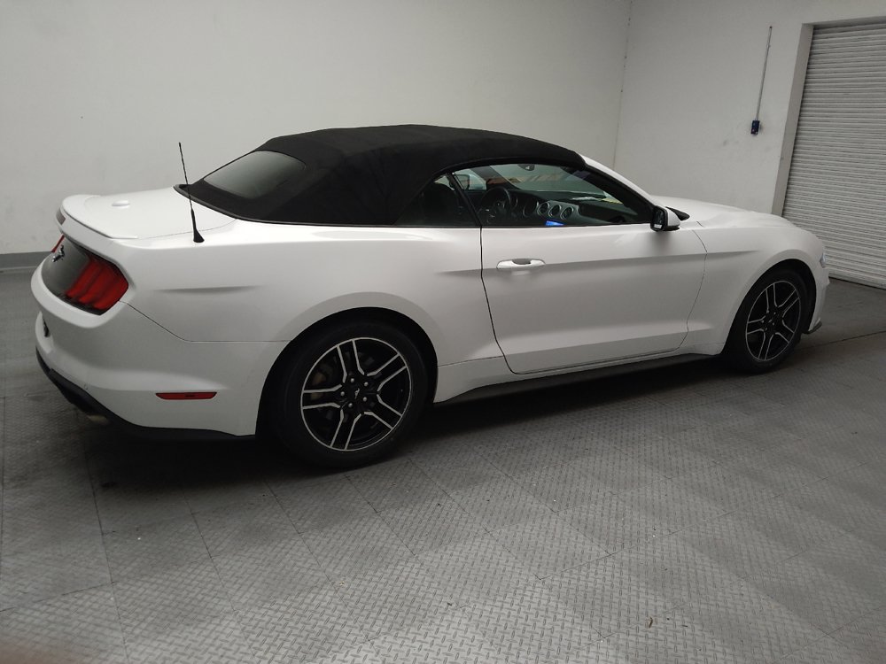Used 2020 Ford Mustang Premium RWD image 10