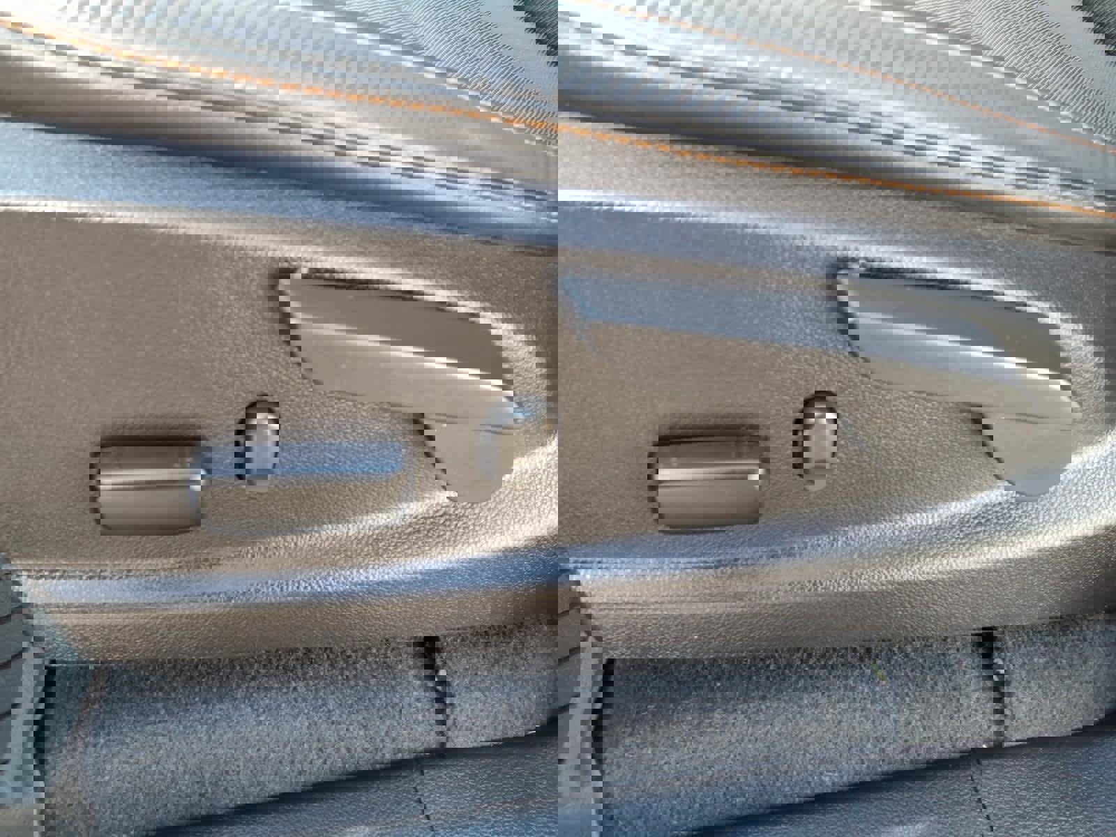 Used 2022 GMC Canyon AT4 w/ Trailering Package image 12