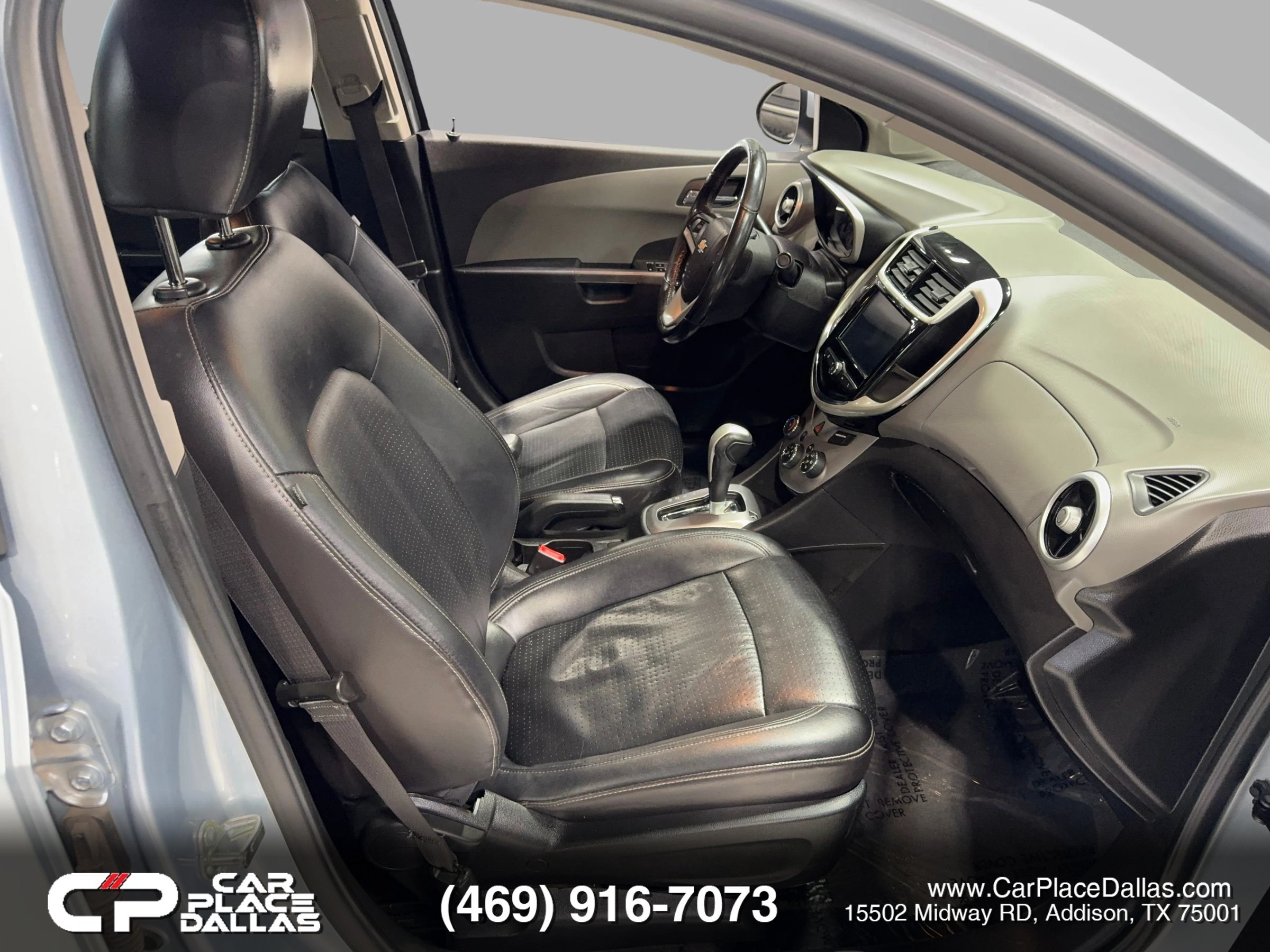 Used 2017 Chevrolet Sonic Premier FWD image 27