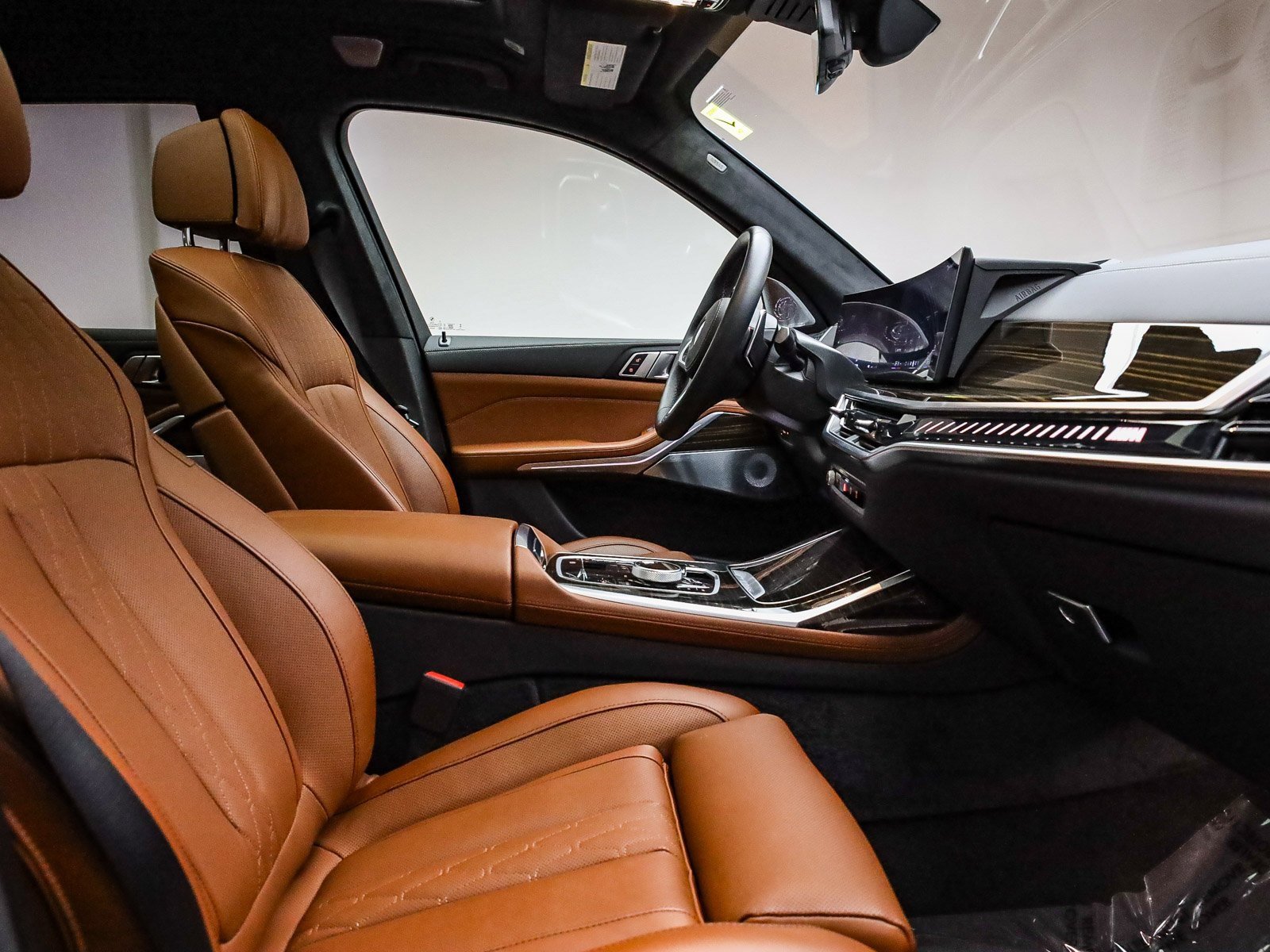 Certified 2025 BMW X7 M60i image 18