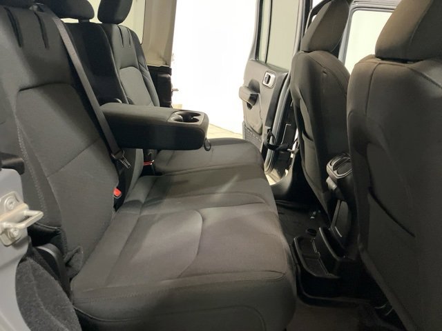 Used 2023 Jeep Wrangler Unlimited image 22