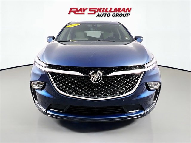 Used 2023 Buick Enclave Avenir w/ Avenir Technology Package image 2