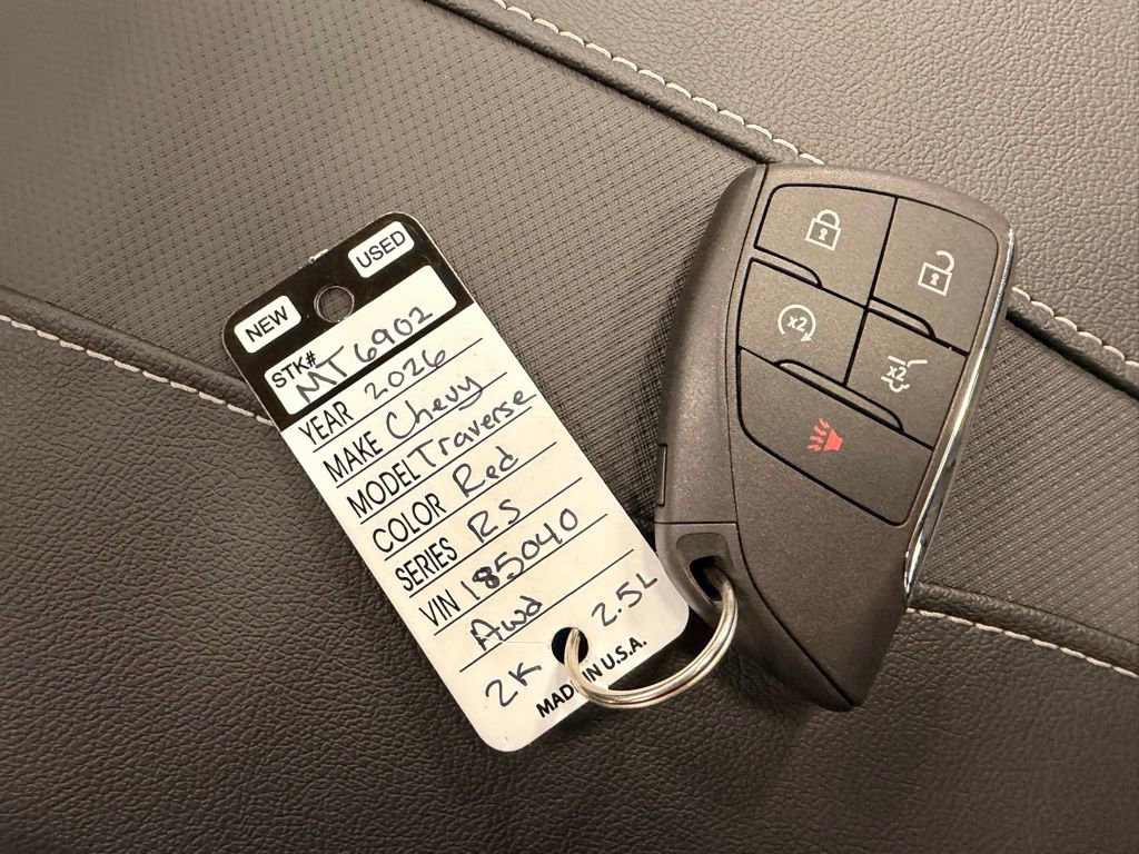Used 2026 Chevrolet Traverse RS w/ LPO, Floor Liner Package AWD/4WD image 57