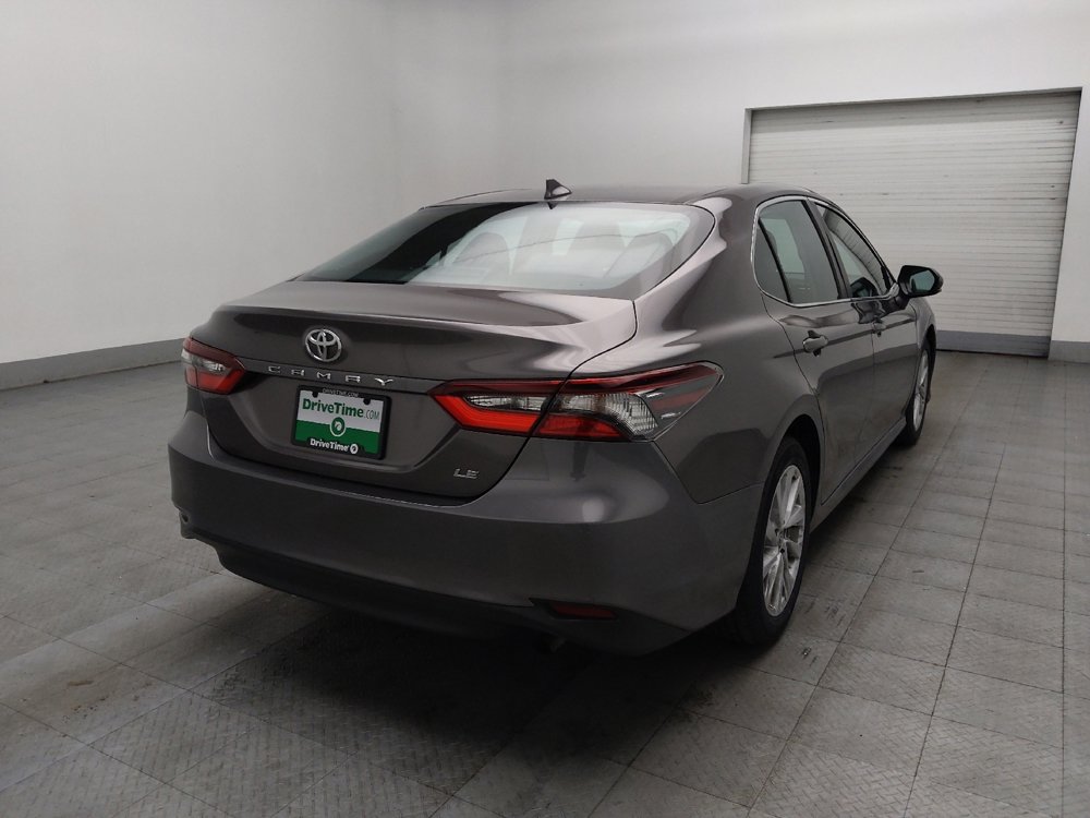 Used 2022 Toyota Camry LE image 9