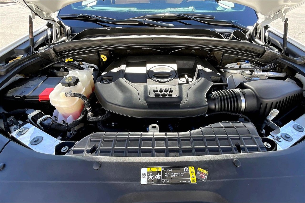 Certified 2023 Jeep Grand Cherokee L Summit image 37