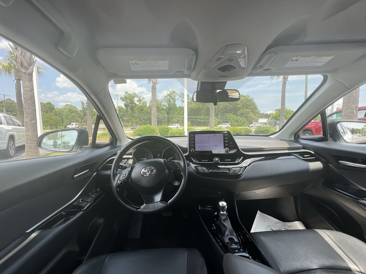 Used 2021 Toyota C-HR Limited FWD image 27