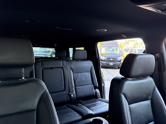 Certified 2025 Chevrolet Suburban Z71 AWD/4WD image 37