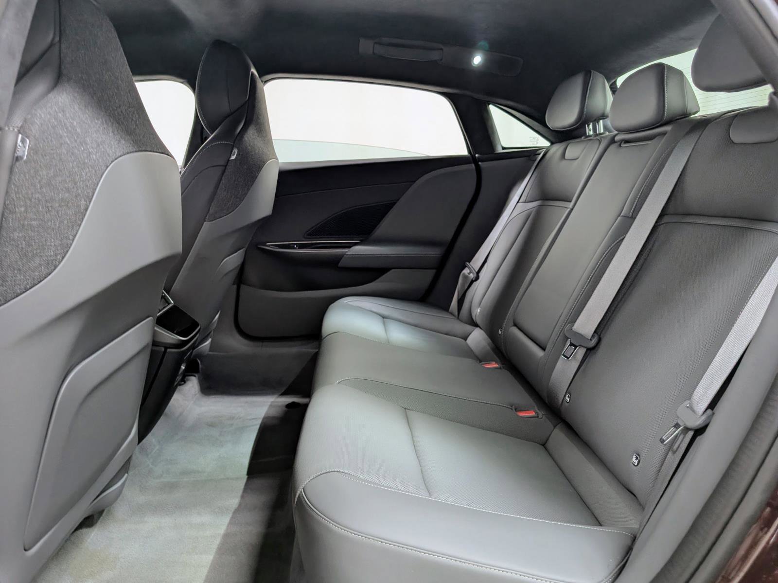 Used 2025 Lucid Air Pure image 18