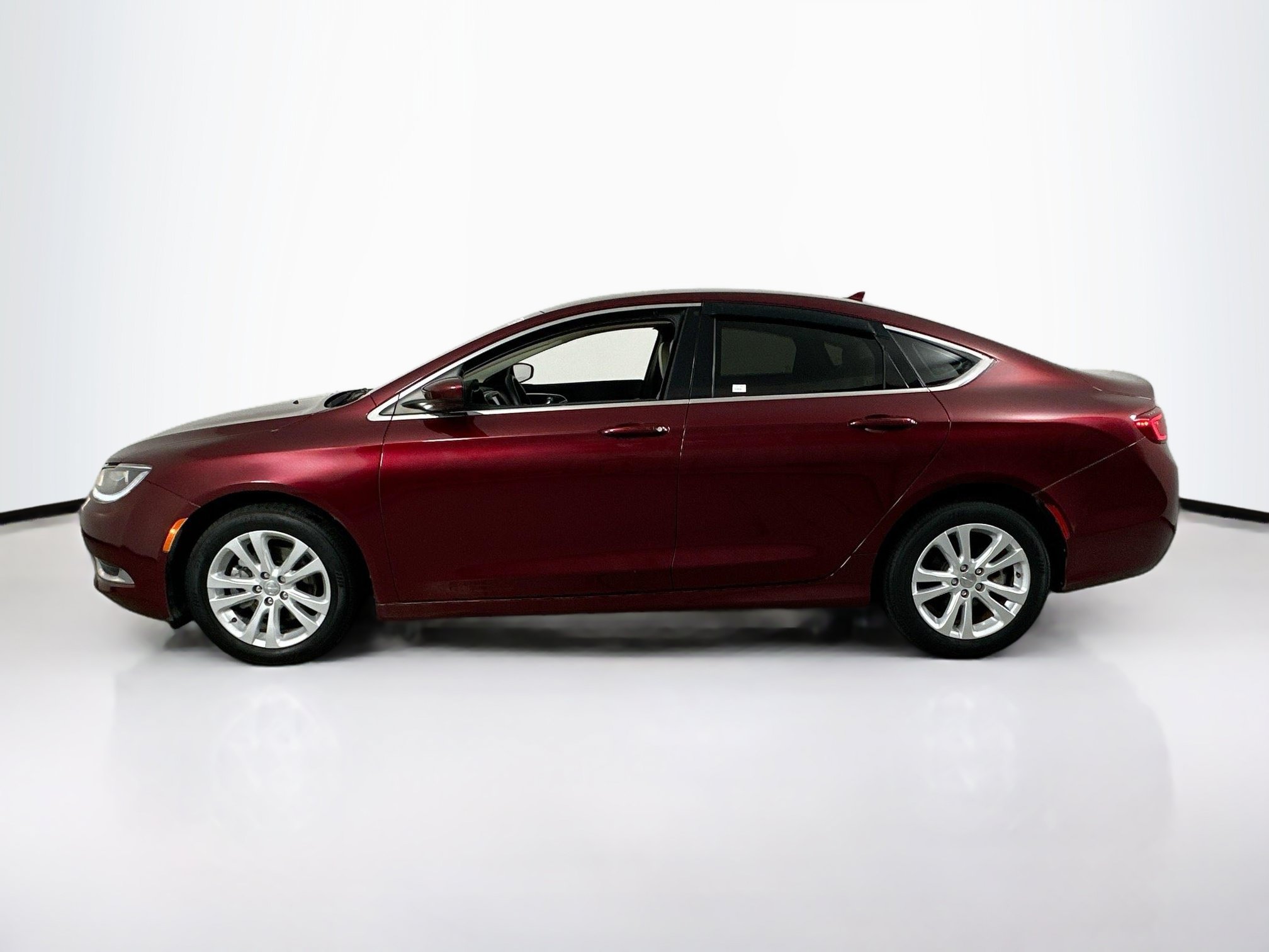 Used 2017 Chrysler 200 Limited Platinum w/ Comfort & Convenience Group FWD image 8