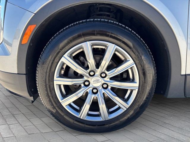 Used 2023 Cadillac XT4 Premium Luxury FWD image 9