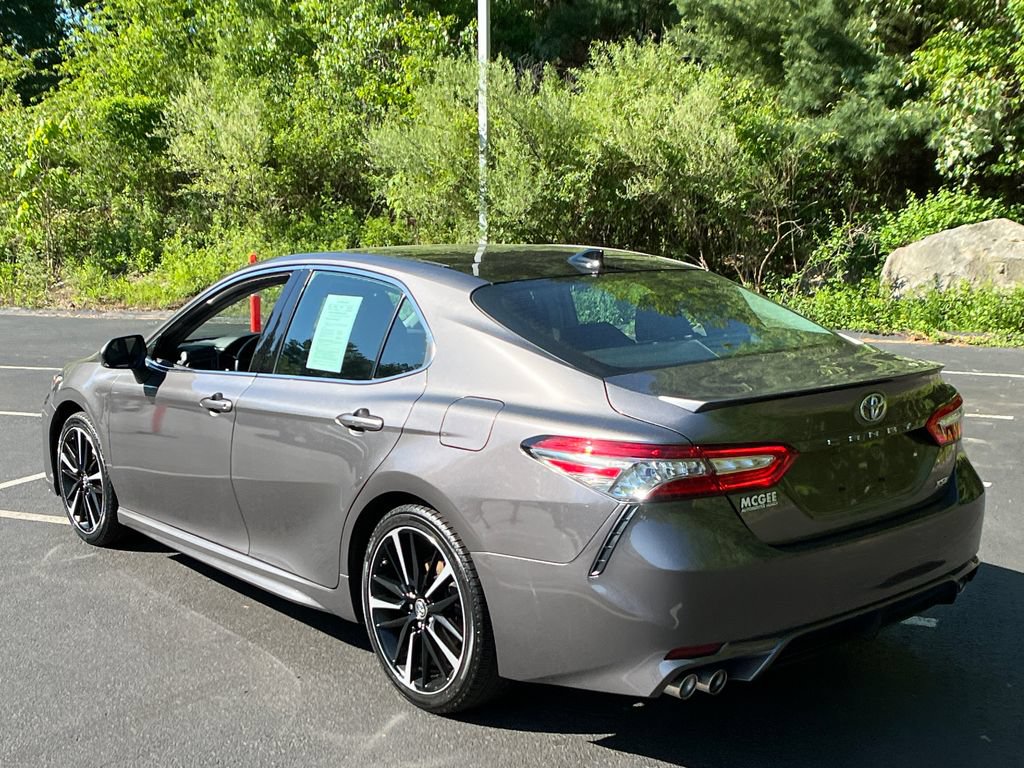 Used 2019 Toyota Camry XSE FWD video 3