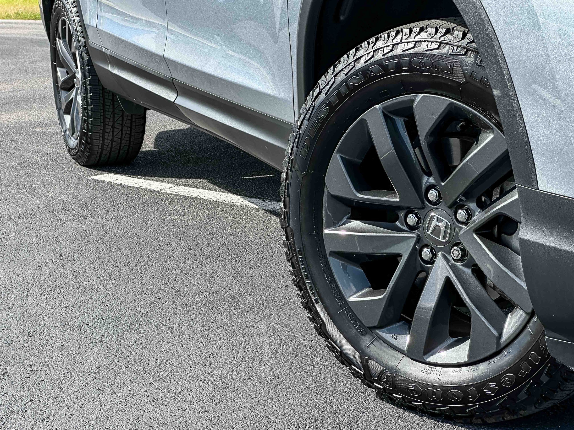 Used 2025 Honda Ridgeline Sport image 3