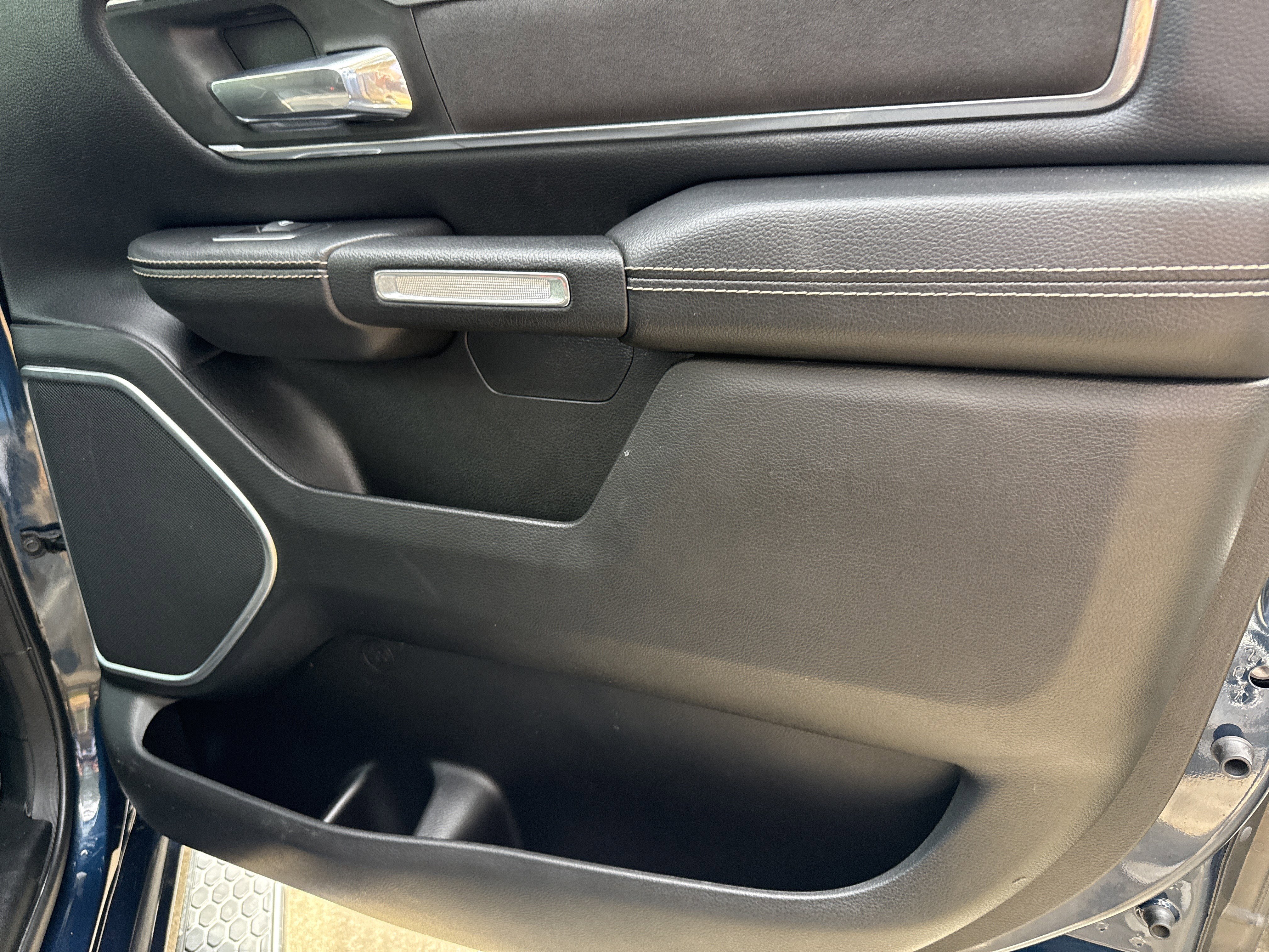 Used 2023 RAM 1500 Laramie image 20