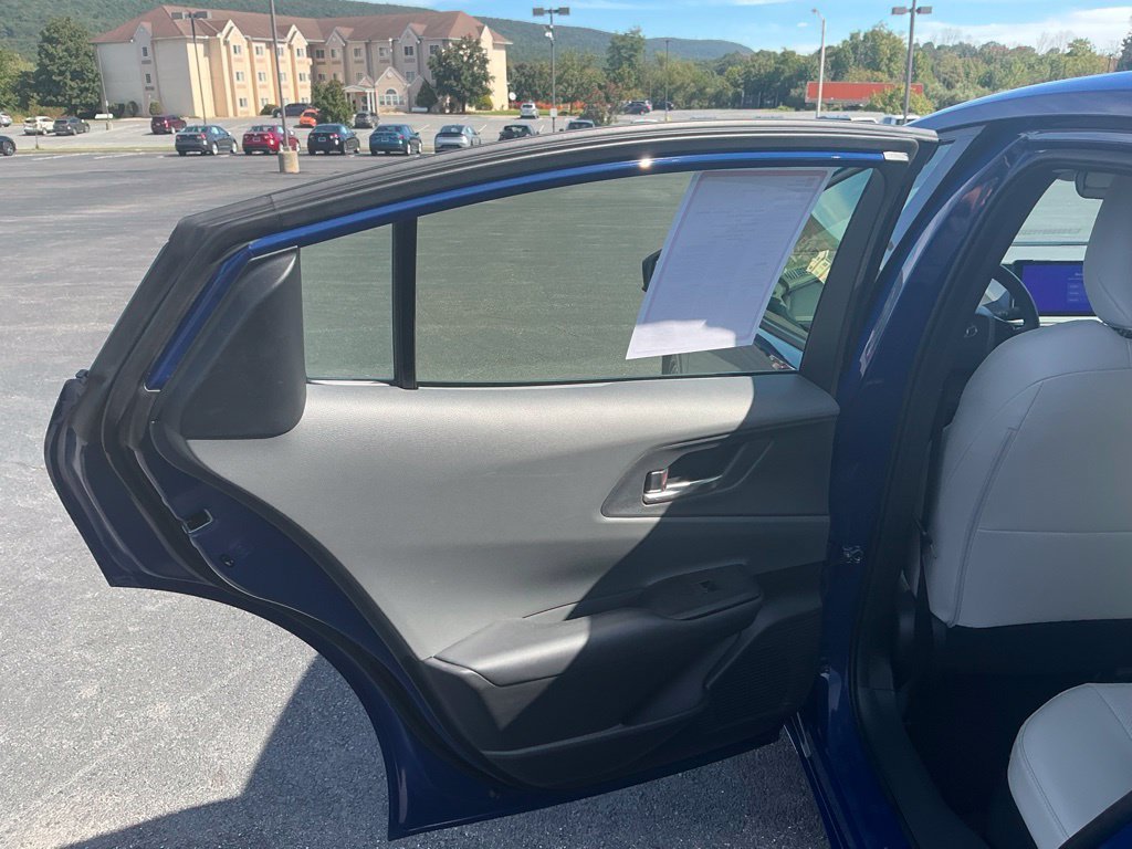 Certified 2024 Toyota Prius XLE FWD image 23