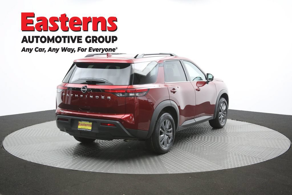 Used 2025 Nissan Pathfinder SV FWD image 39